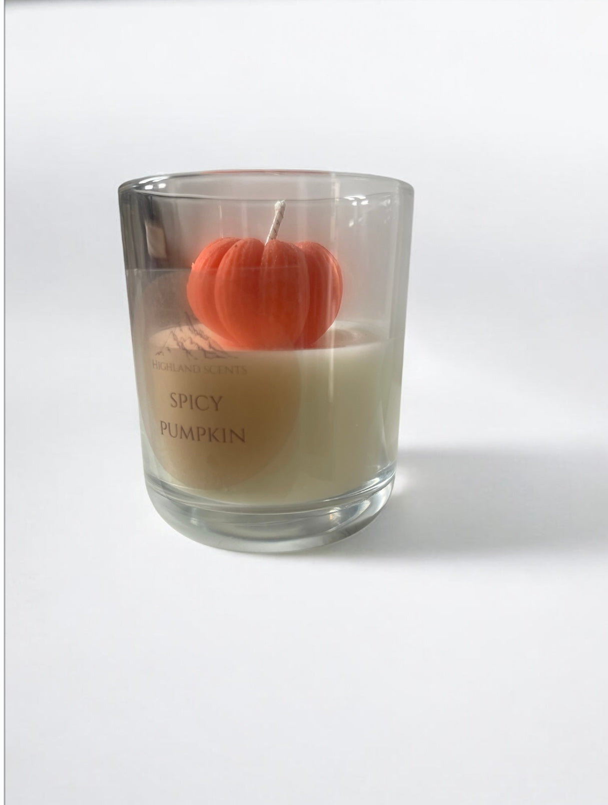 Spicy pumpkin candle
