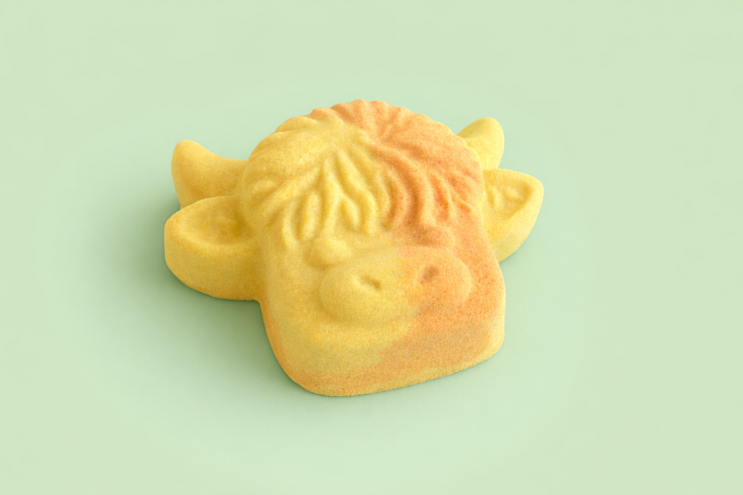 Broken bomb- Highland Cow Bath Bomb