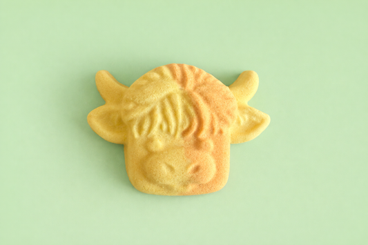 Broken bomb- Highland Cow Bath Bomb